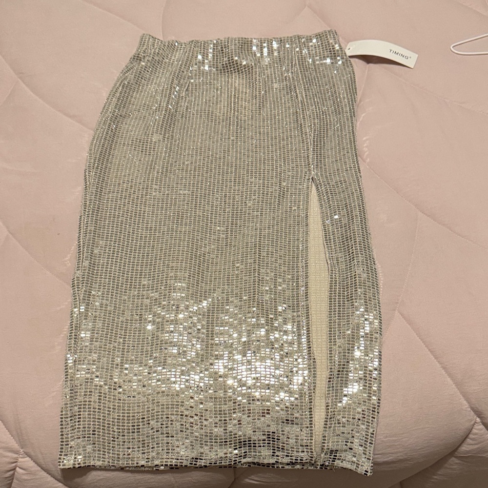 Timing Silver Sequin Pencil Skirt